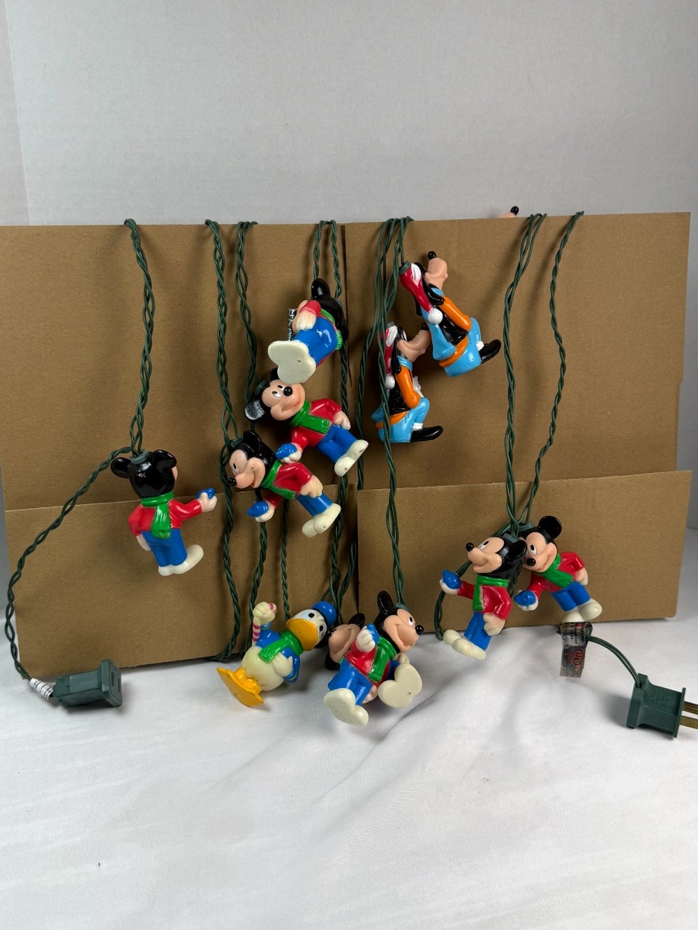 Vintage Disney Mickey Mouse Donald Duck Goofy Christmas 10 Light Strings Qty 2
